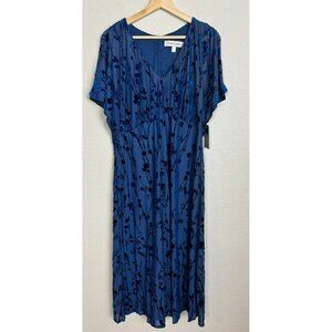 Taylor Women's Midi Dress Blue Velvet Floral Size 14W Short Sleeves New V Neck